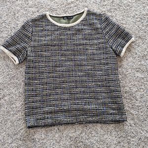 Zara Woman's Short Sleeved Shirt in Size M (more like S). Perfect condition.